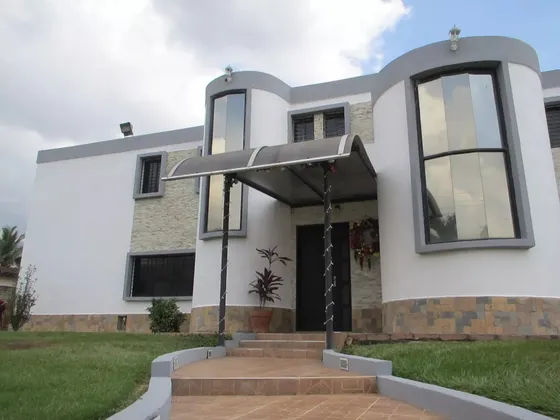 Yosmar Y Fernando Venden Casa En Villas De San Diego La Cumana 