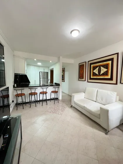 Se Alquila Apartamento En La Av. Bolívar Norte Residencias Caroní Suites, 