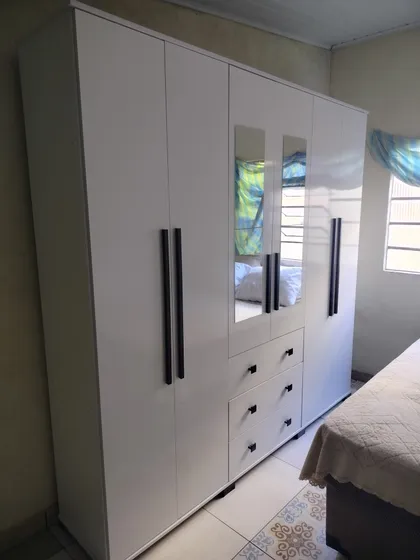 Guarda Roupa Casal 6 Portas 3 Mês De Uso