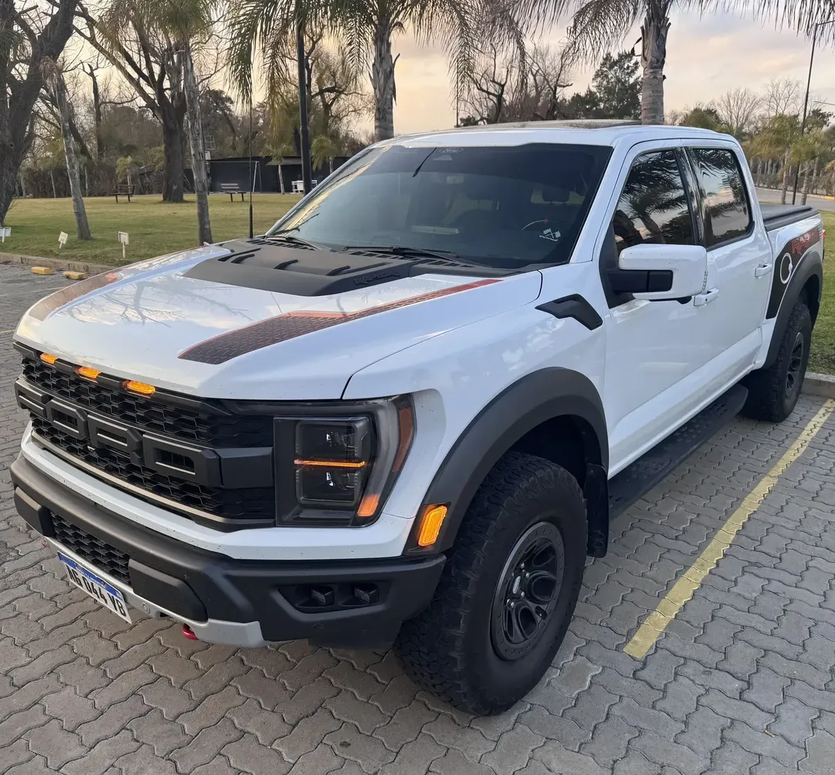 Ford F-150 Raptor