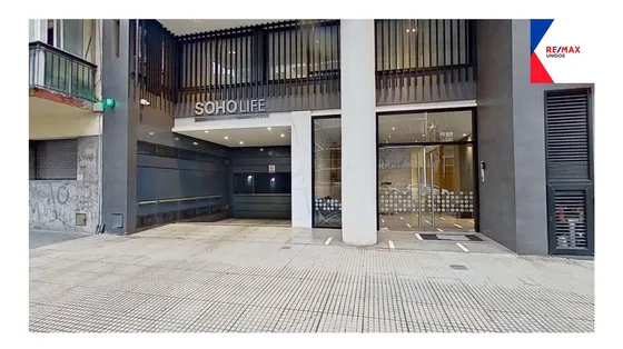 Cochera Espectacular Acceso Y Edificio En Palermo 