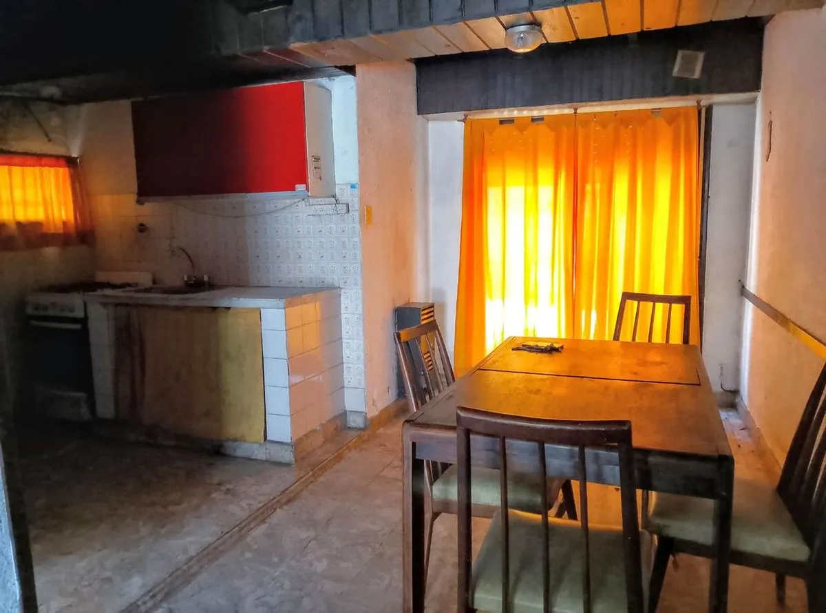 Casa En Ph A Remodelar O Desarrollo En Berisso