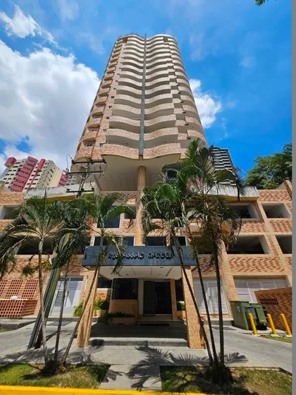 Lm Vende Apartamento En Residencias Assad Garden, El Parral. Valencia.