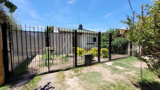 Casa En Venta En Monte Grande Lote Propio 257 M2