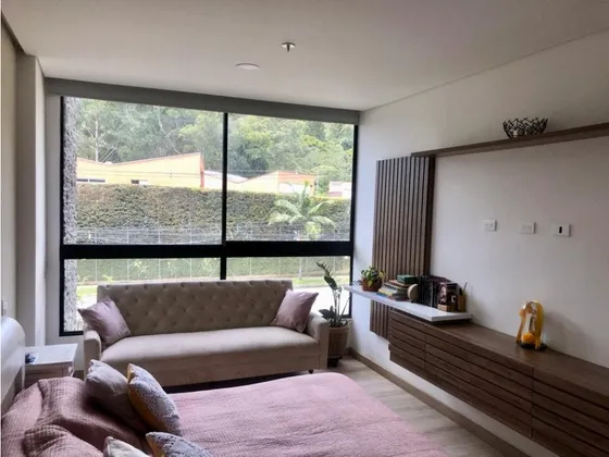 Rhbr-11756 Apartamento Piso 2 (envigado, Loma Del Escoberro)