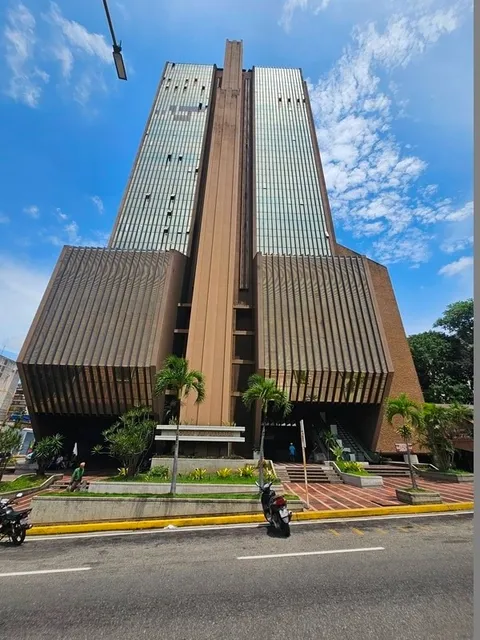Se Vende Oficina Valencia Torre Empresarial Prof-004