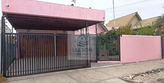 Casa En Venta 4d/4b Excelente Ubicación-coquimbo