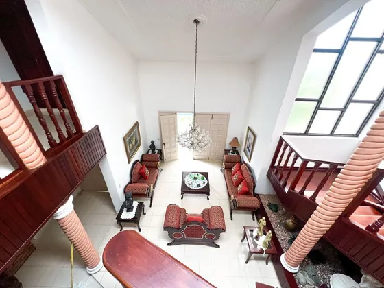 Villa En Venta De 6 Habs Con Enorme Piscina En San Francisco De Macoris