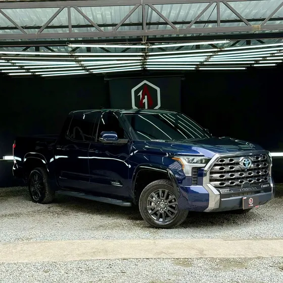 Toyota Tundra 5.7 Crewmax Platinum