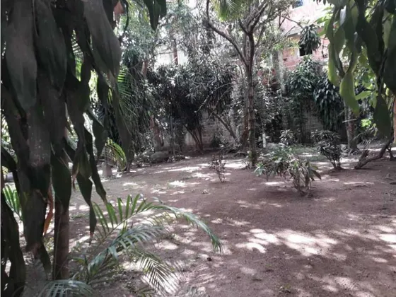 Se Vende Terreno C/casa 1600m2 La Castellana 3422