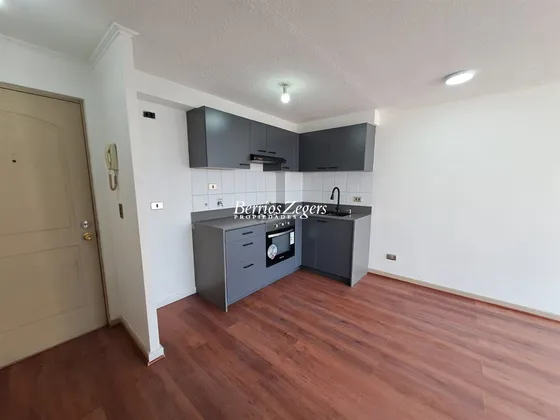 Departamento Venta 2 Dormitorios, Metro Sta Isabel, Santiago