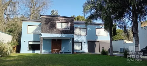 Casa En Venta  5 Ambientes Con Financiacion Ingeniero Maschwitz