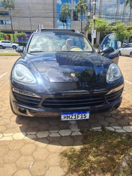 Porsche Cayenne 4.8 V8 S 5p