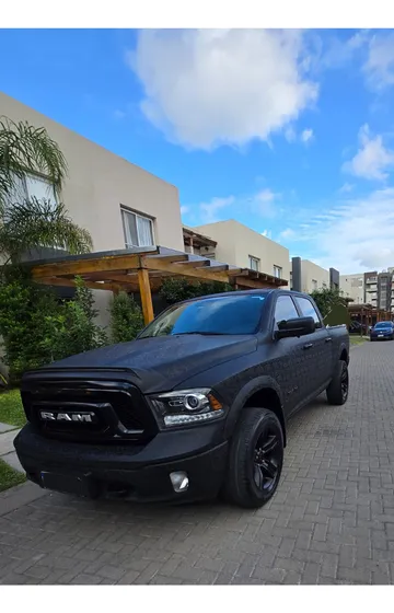 Ram 1500 Ram 1500 5.7 V8 Laramie 4x4