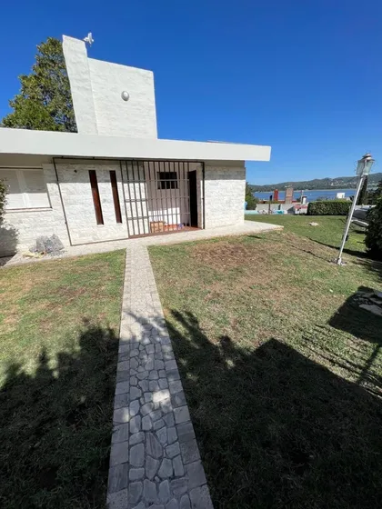 Casa En Venta - 2 Dormitorios 1 Baño - Córdoba