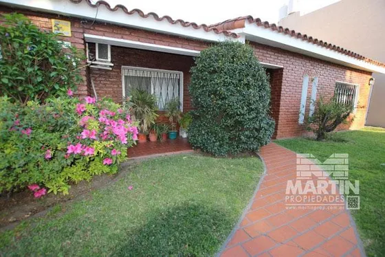 Impecable Chalet De 5 Ambientes Con Jardín - Victoria, Frente A Fate