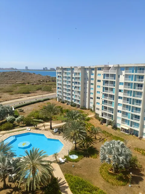 Penthouse En El Playa Moreno Con Vista Al Mar. Mari