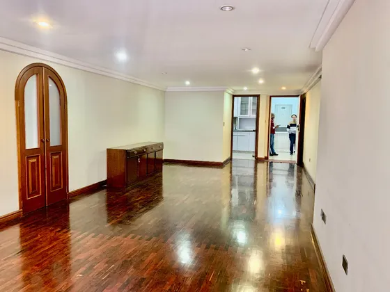 Venta De Apto En Urb Miranda