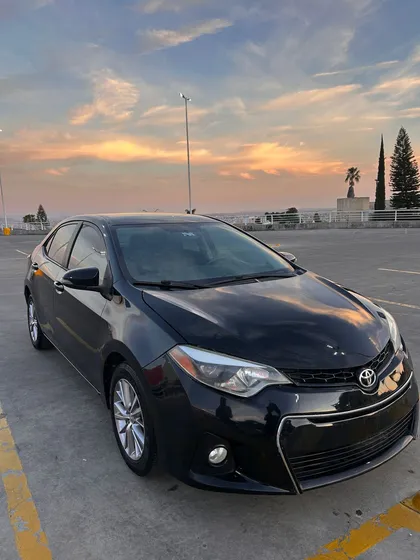 Toyota Corolla 1.8 S At