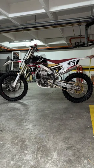 Yamaha Yz 450f Edición Especial Motor Cero Horas.