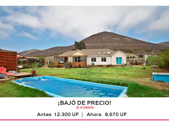 Parcela Con Dos Amplias Casas, En Condominio De Algarrobito.