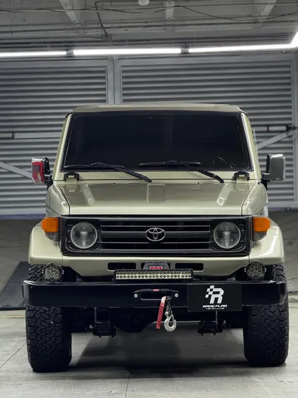 Toyota Land Cruiser 4.5 Fzj73