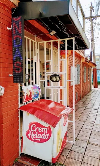 Negocio En Venta (cigarrería - Licorera)  