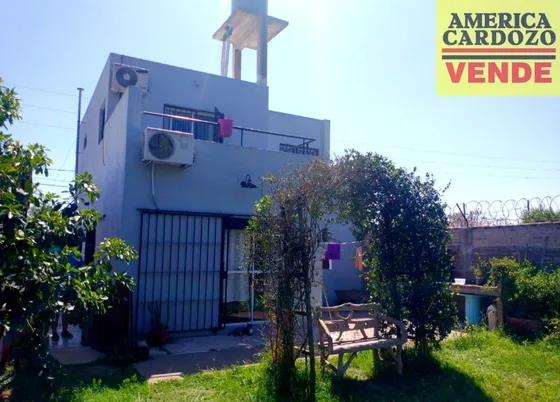 Casa , 4 Ambientes Con Cochera Techada, Paso Del Rey