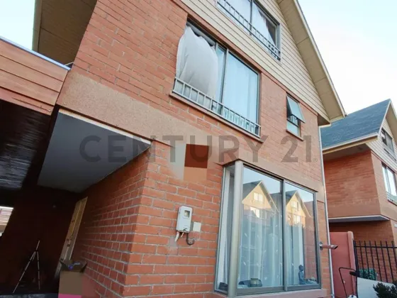 Se Vende Casa 3 Pisos, El Hualle Sur, La Florida