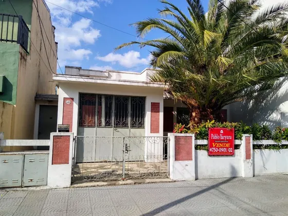 Casa En Venta En Caseros