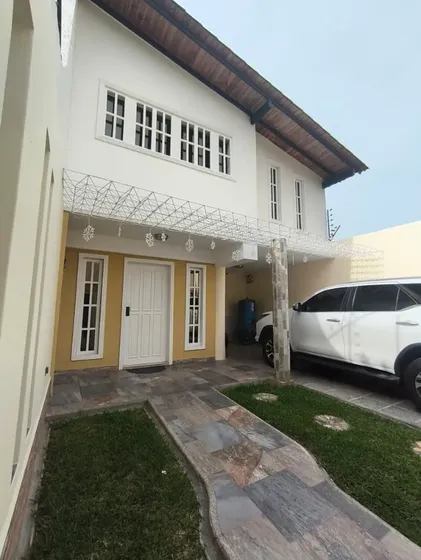 Casa En Venta, La Victoria. Aragua