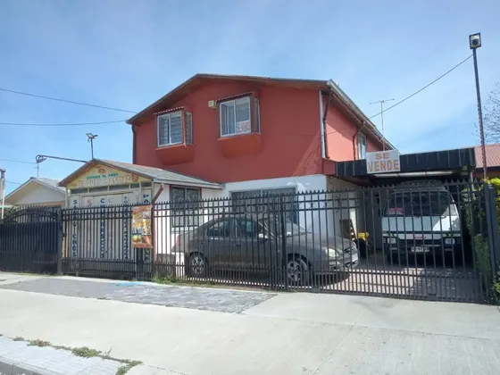 Gran Oportunidad Casa Comercial , 9 Dormitorios , 2 Baños ,