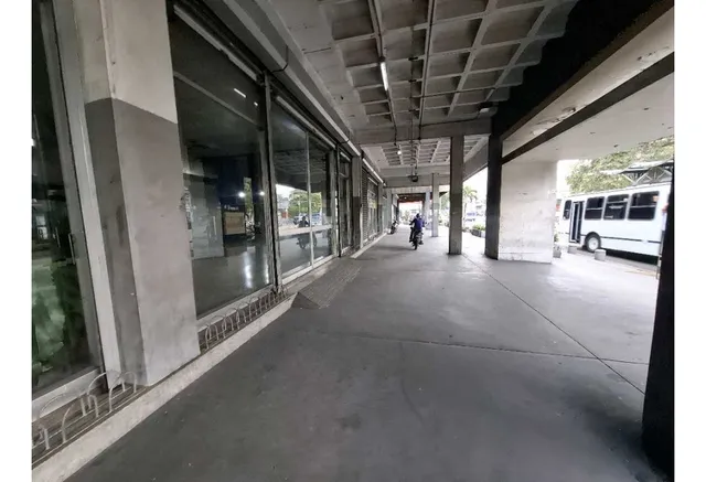 Se Vende Local Comercial En La Avenida Nueva Granada 2.320 Mt2
