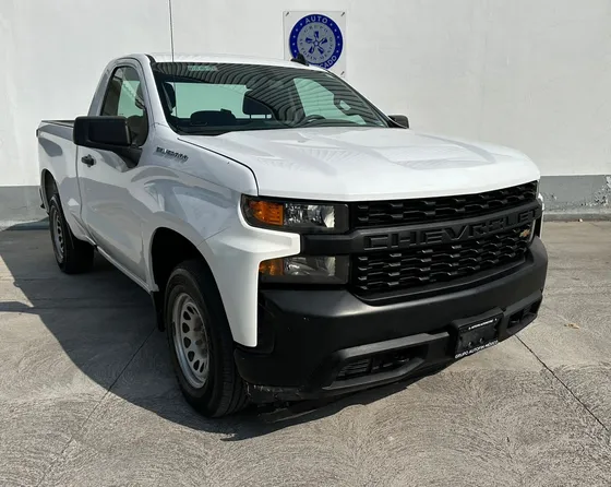 Chevrolet Silverado 4.3 V6 1500 Wt Cabina Regular 4x2 At