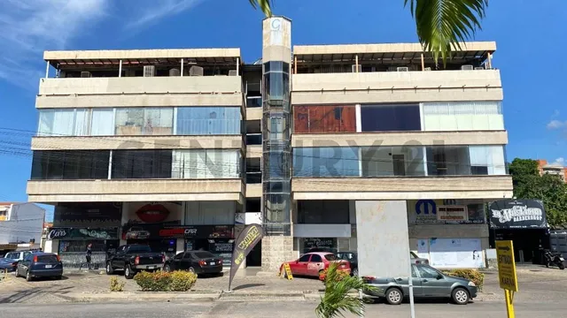 Local En Alquiler Lecheria Calle Peñonal Centro Comercial G