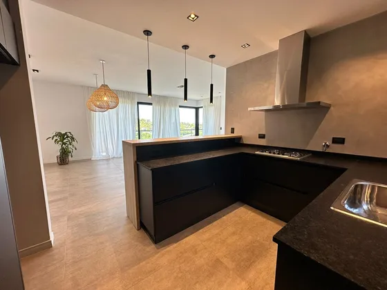 Casa En  La Cuesta, A Estrenar .