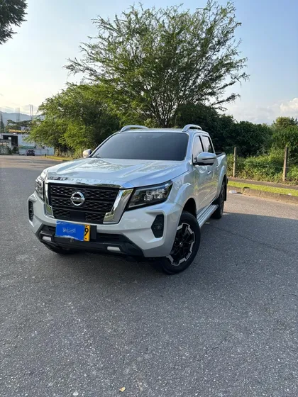 Nissan Frontier 2.5l Automática Diésel 4x4