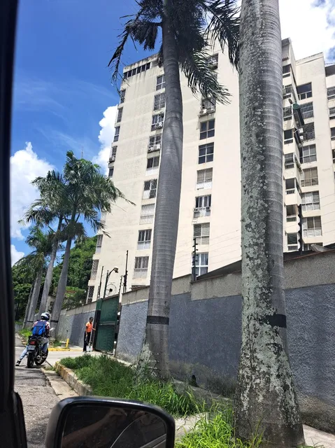 Caurimare, Venta Apartamento, Negociable, Muy Buena Distribución, Excelente Ubicación 