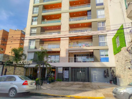 Departamento 2 Ambientes En Alquiler- Santos Lugares
