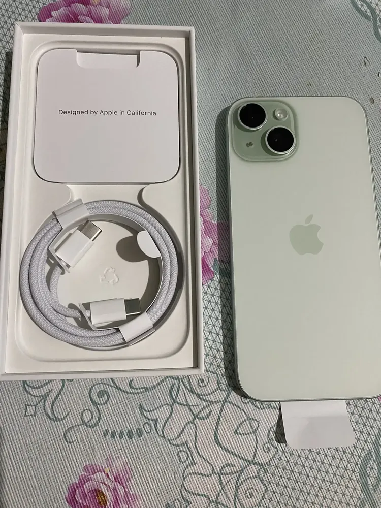 Apple iPhone 15 (128 GB) - Azul | Frete grátis