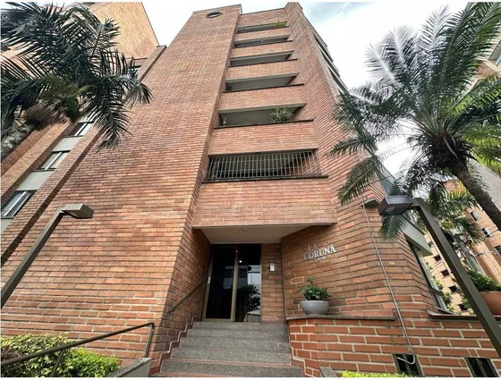 Hermoso Pent-house Dúplex Remodelado, Laureles, Medellín