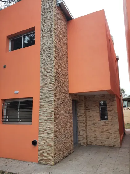 Particular Vende Duplex Independiente Gonnet