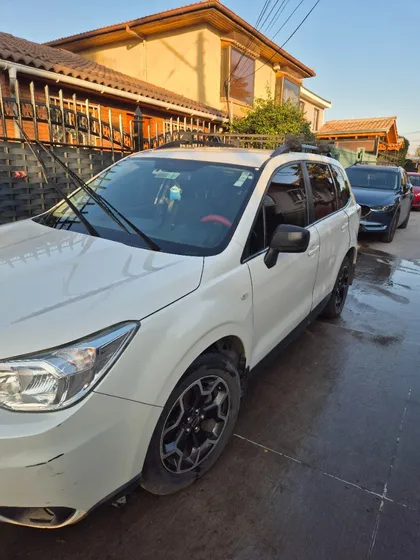 Subaru Forester 2.0 Mt X