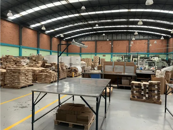 Bodega De 2.689 M² En Venta - Sector Funza