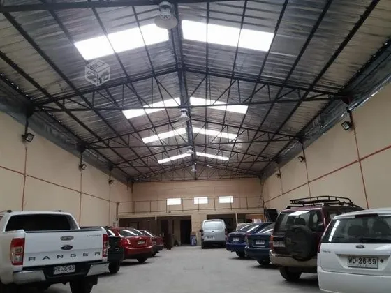 Bodega Industrial Brasil-catedral, Comuna De Santiago