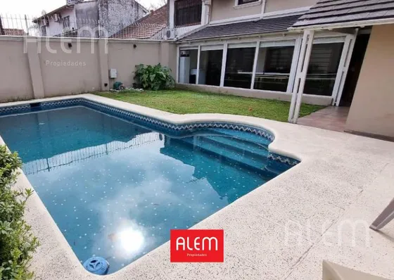 Casa De 4 Dormitorios En Venta En Monte Grande   Play Y Pileta