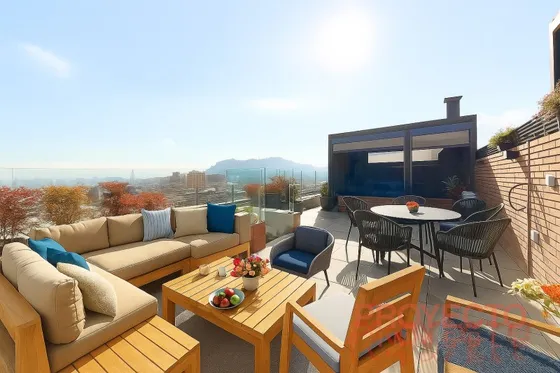 Penthouse Edificio Moller / Ricardo Lyon  - Diego De Almagro