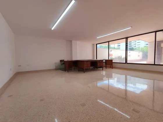 Local En Arriendo En El Nisperal. Cod A29506