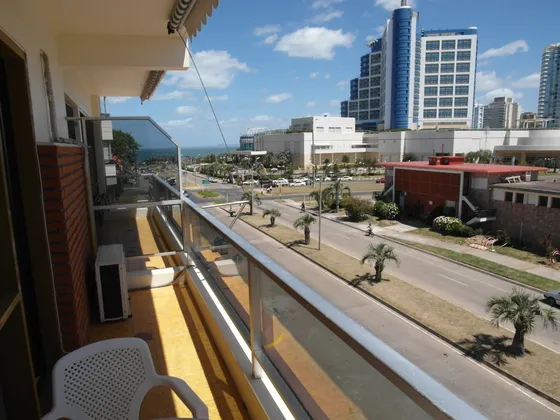 Excelente Monoambiente Frente Al Hotel Enjoy Conrad