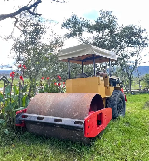 Vibrocompactador Muller 7 Toneladas